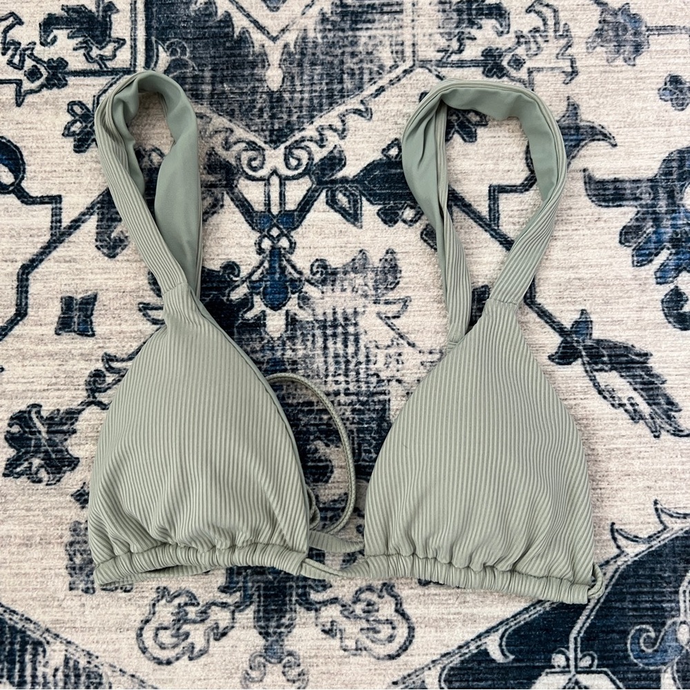 NWOT Hana X Swimwear Ribbed Triangle Top - S